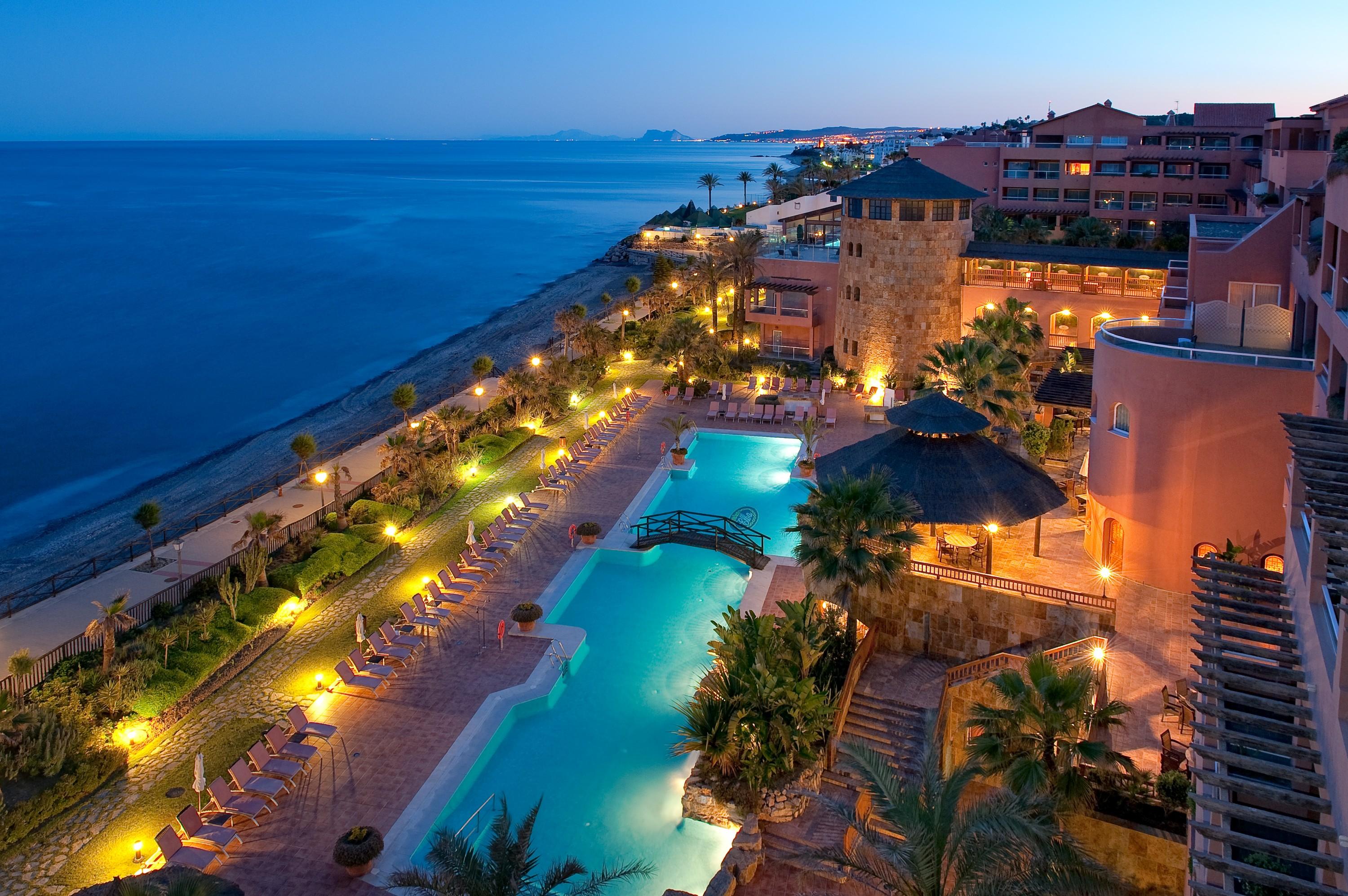 Elba Estepona Gran Hotel & Thalasso Spa Exterior photo